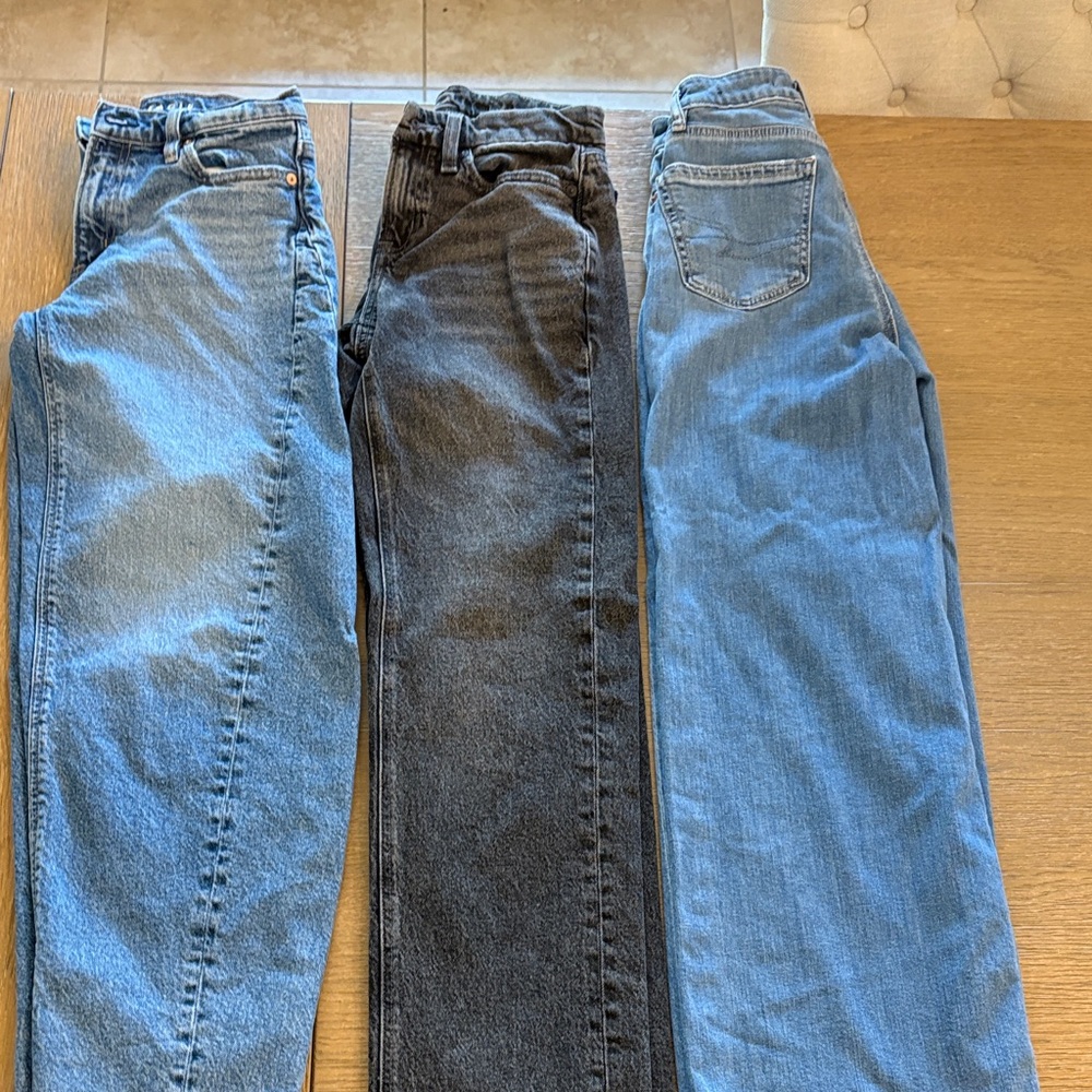 American Eagle women’s jeans size triple 0 regular length  3 pairs